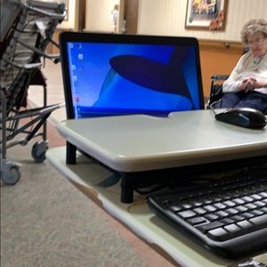 Meet your Posher, Luli